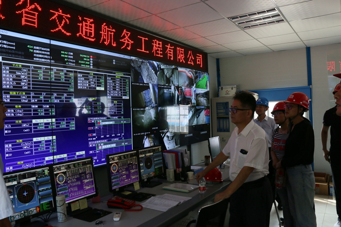 合肥城市軌道交通有限公司總會(huì)計(jì)師王德文一行赴合軌4號(hào)線3標(biāo)潛口路站觀摩學(xué)習(xí) 合肥城市軌道交通有限公司總會(huì)計(jì)師王德文一行赴合軌4號(hào)線3標(biāo)潛口路站觀摩學(xué)習(xí)