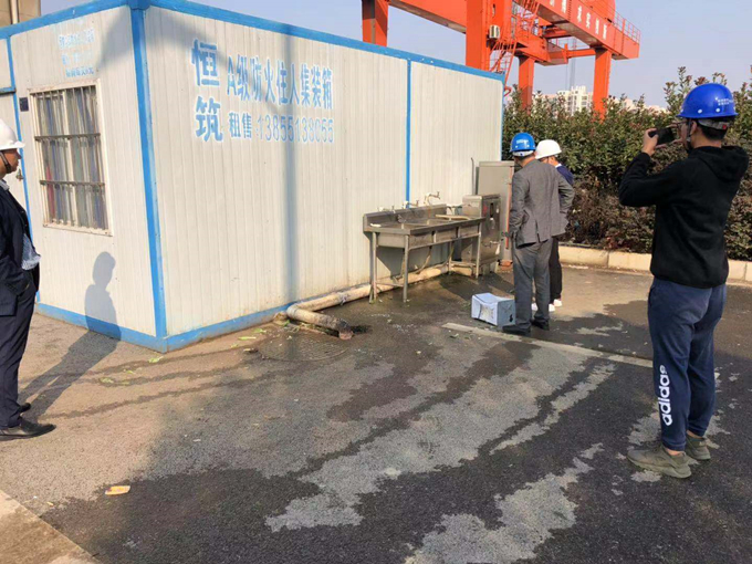 合軌4號線TJ03標項目指揮部聯(lián)合監(jiān)理單位對項目部生活區(qū)消防及用電開展專項檢查 合軌4號線TJ03標項目指揮部聯(lián)合監(jiān)理單位對項目部生活區(qū)消防及用電開展專項檢查